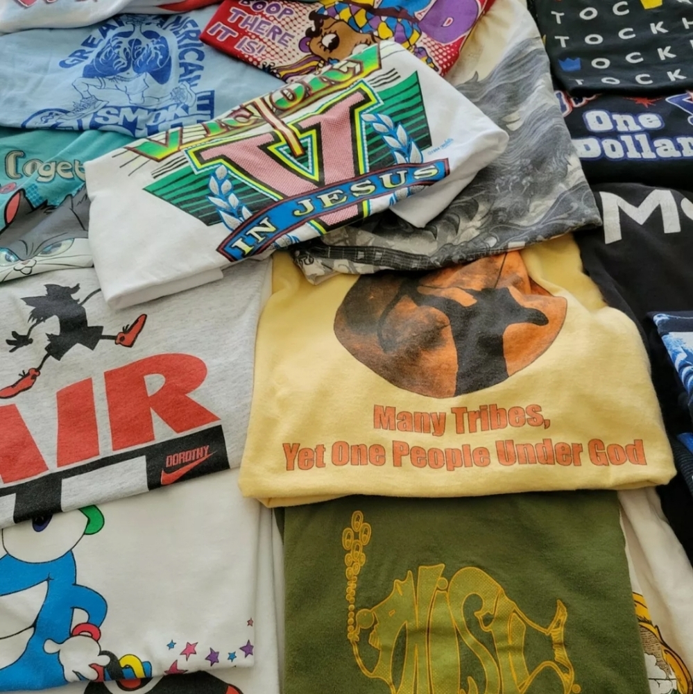 Reseller/Collector Bundle Lot of 8 VINTAGE Graphic T Shirts UNISEX Wholesale